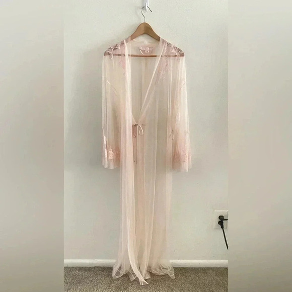 Victorias Secret See Thru Soft Pink Tulle Lace Tunic Robe Romantic Sexy Women M - Picture 11 of 11